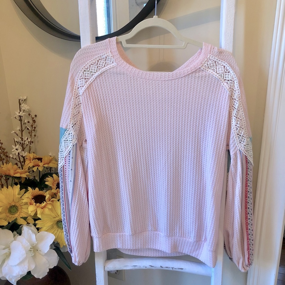 NWT Entro Pink Lightweight Long Sleeve Puff Arm Top.  Size S.